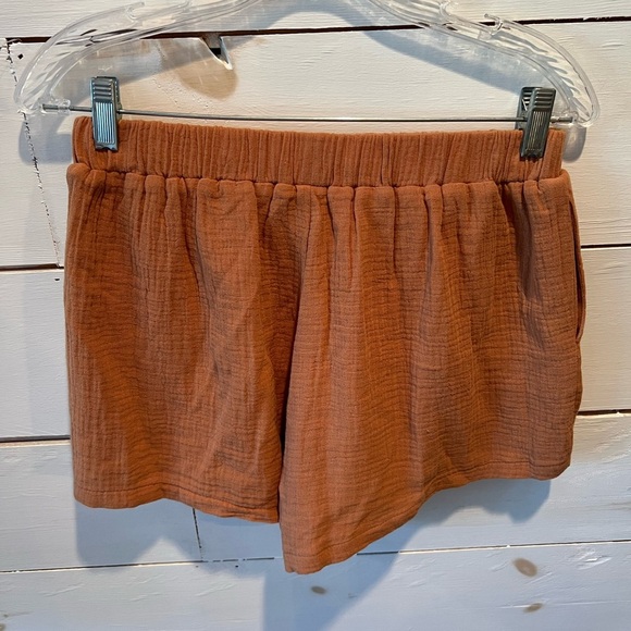 Sewn & Seen Women's Rust Orange Shorts, size medium, GUC, summer, casual - Picture 2 of 10